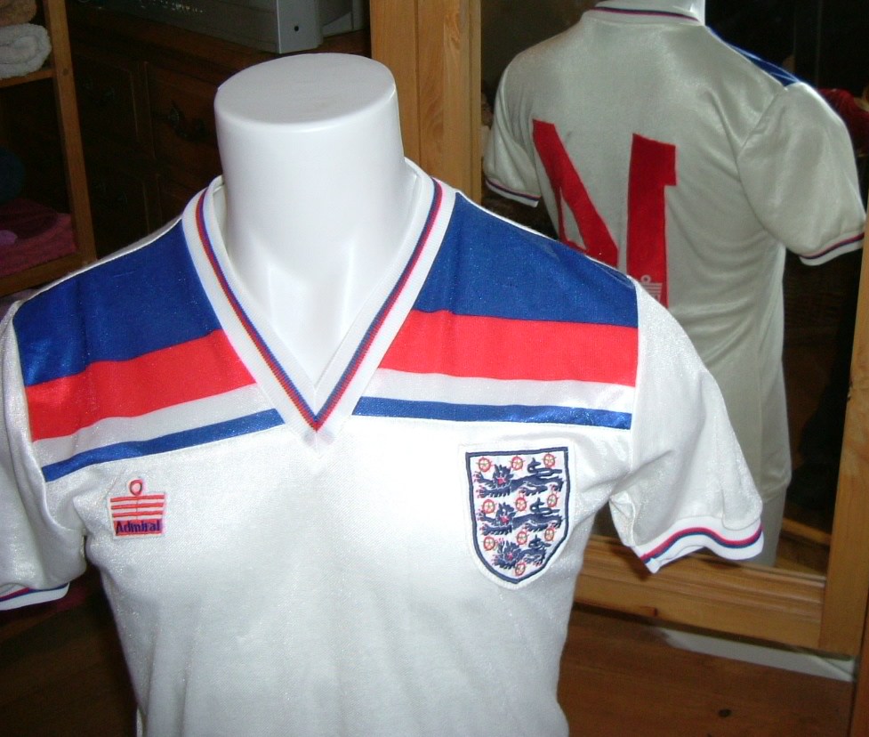 england 1982 retro shirt